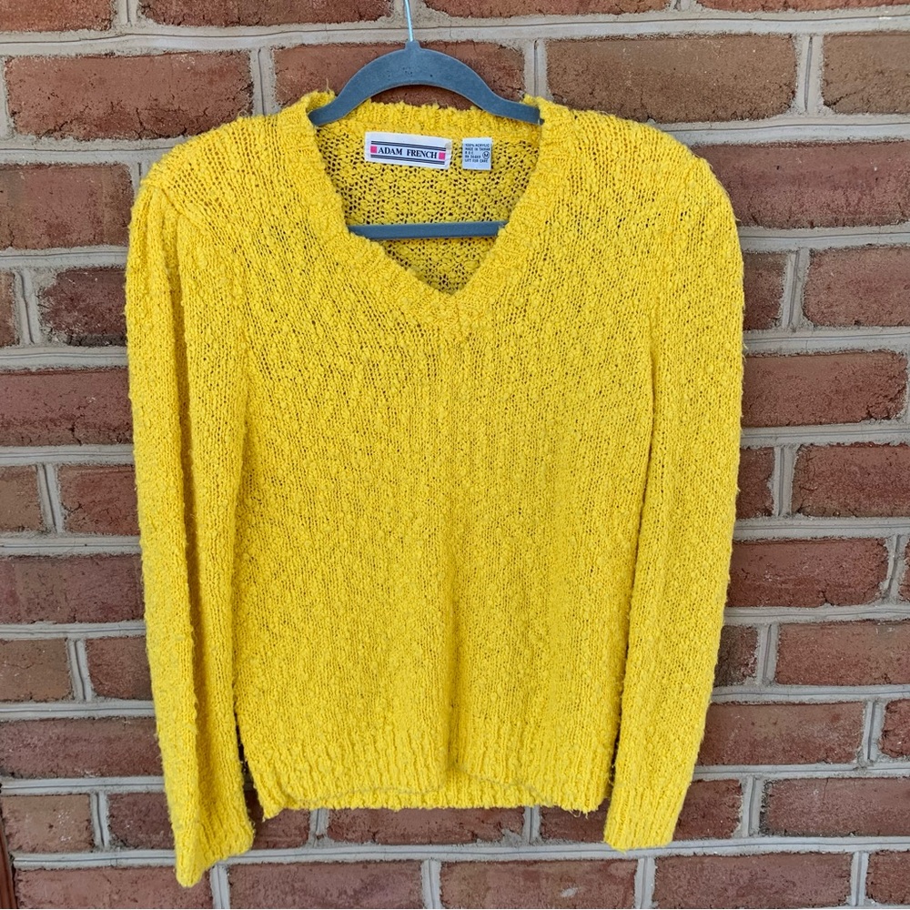 Yellow vintage lightweight sweater size medium